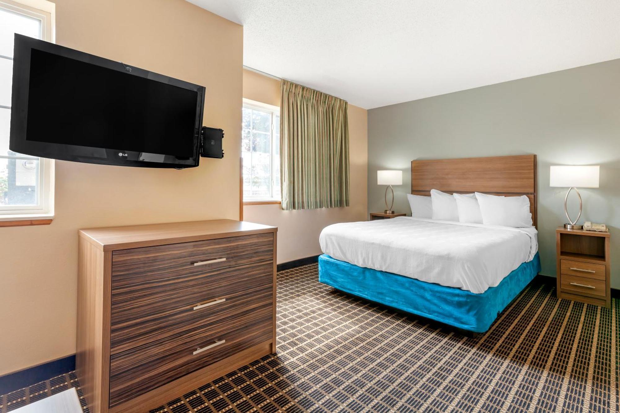Mainstay Suites Dubuque At Hwy 20 Экстерьер фото